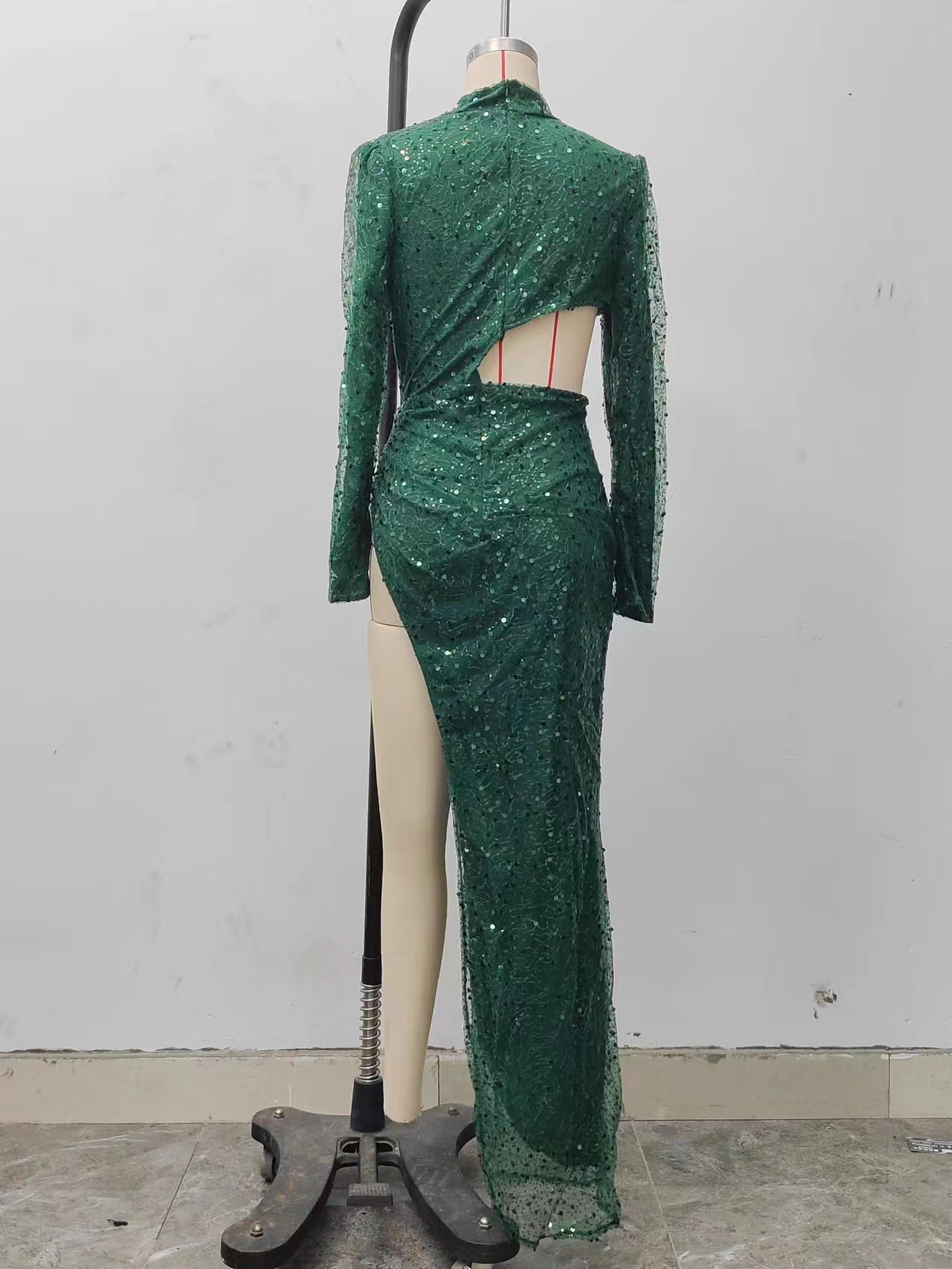 Demure Emerald Green Split Prom Dress With Sleeves Sparkling Sexy Long Prom Gown for Club Special Occasion Formal Party Dresses EPM1158