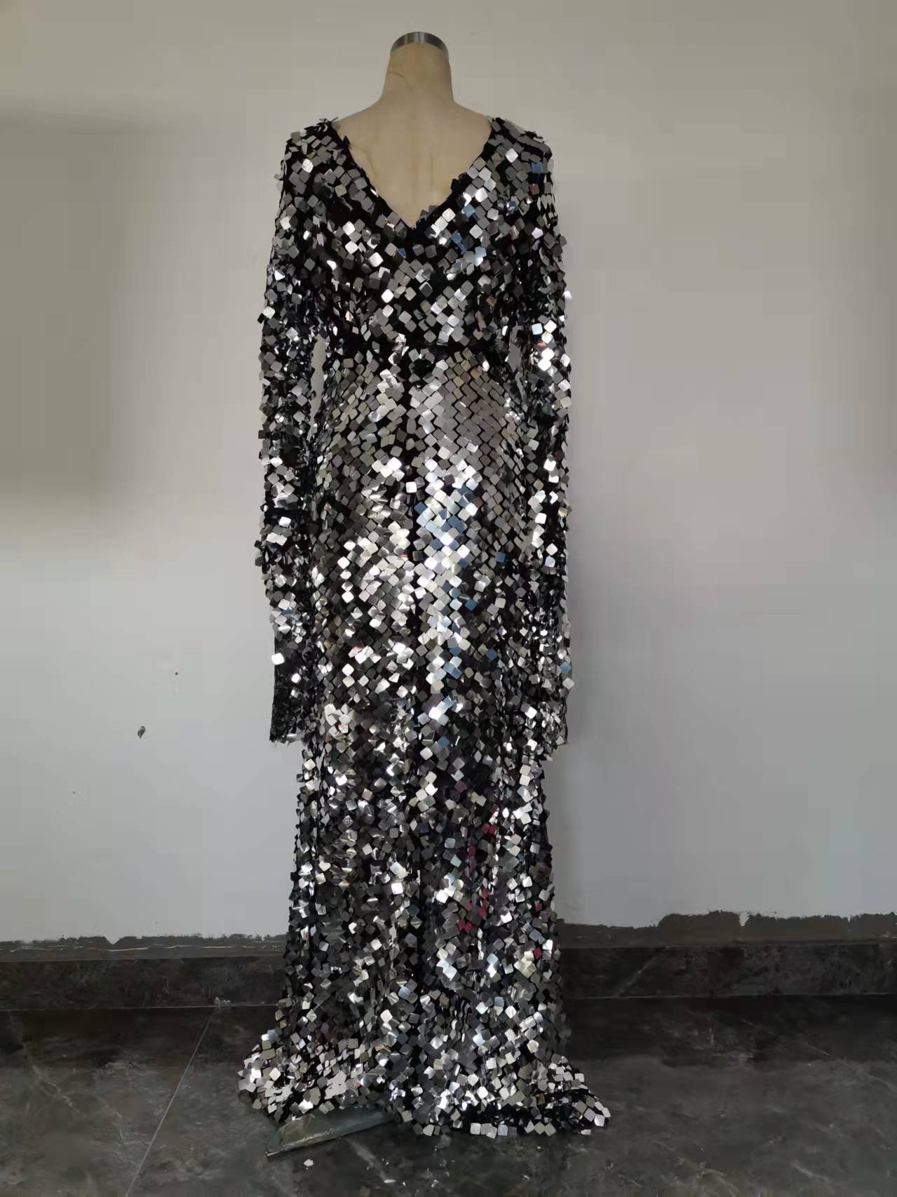 Fashion Shiny Sequins Formal Evening Dresses V Neck Dubai New Women Party Gowns EPM1201