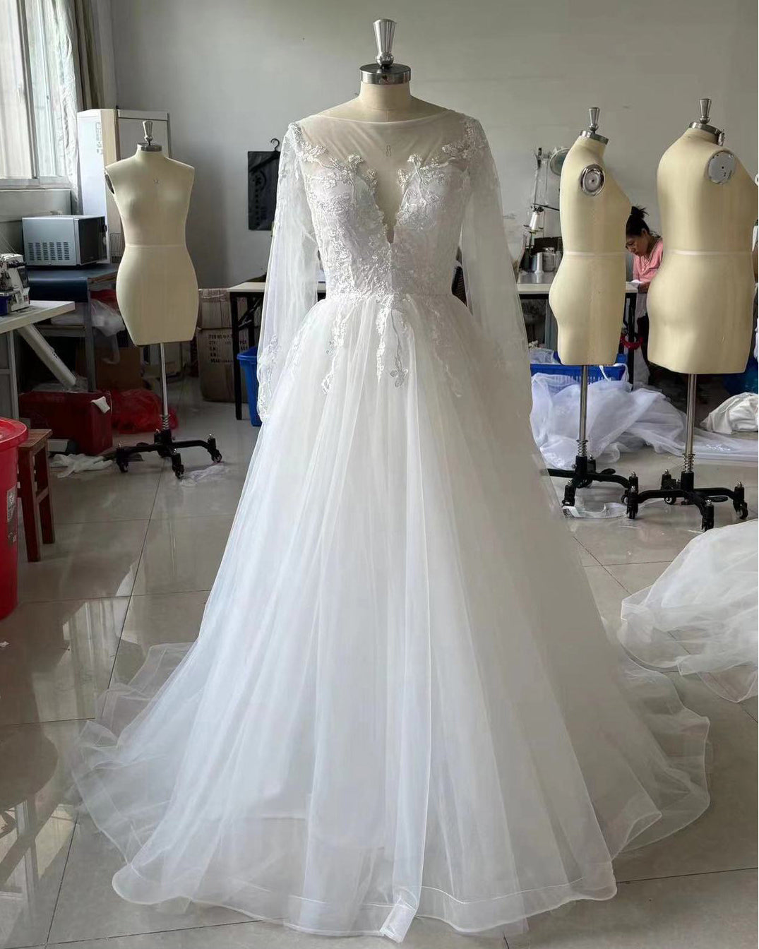 A Line Wedding Dresses Long Sleeve Applique Lace 3D Flower Tulle Boho Bride Gown EYB1215