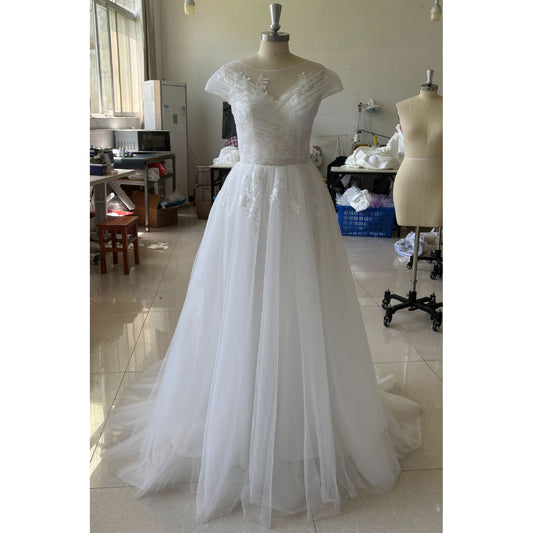 Simple Cap Sleeve V-Neck Tulle Bohemian Wedding Dress for Women EYB1224