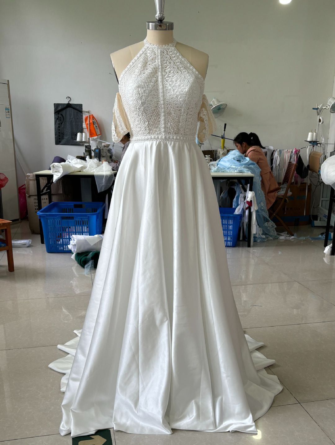 Elegant Women's Wedding Dress Empire Waist Short Sleeve Bridal Gown EYB971