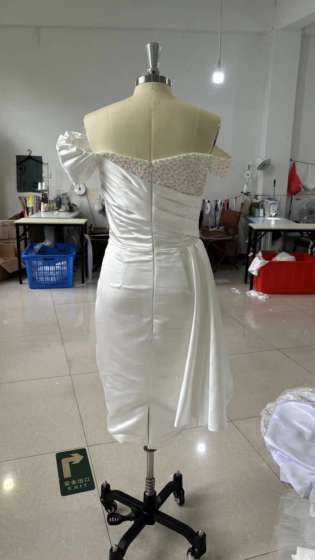 Party Wedding Dress Short Luxury Wedding Gown for Bride White Draped Tea Length Bridal Dresses EYM1284