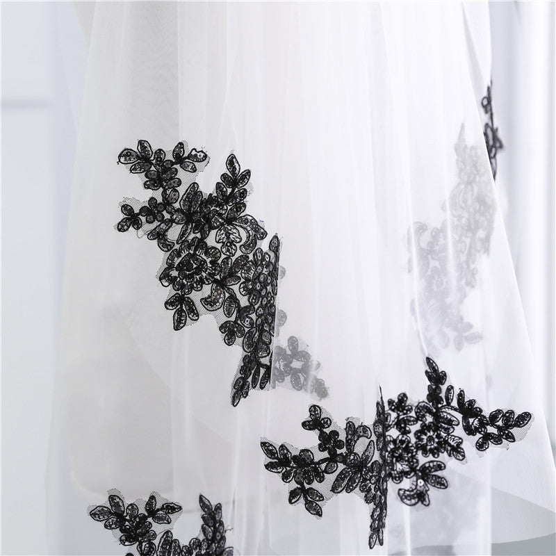 Bridal Veils Two-tier Lace Applique Edge Beading Classic Veils YAV1063