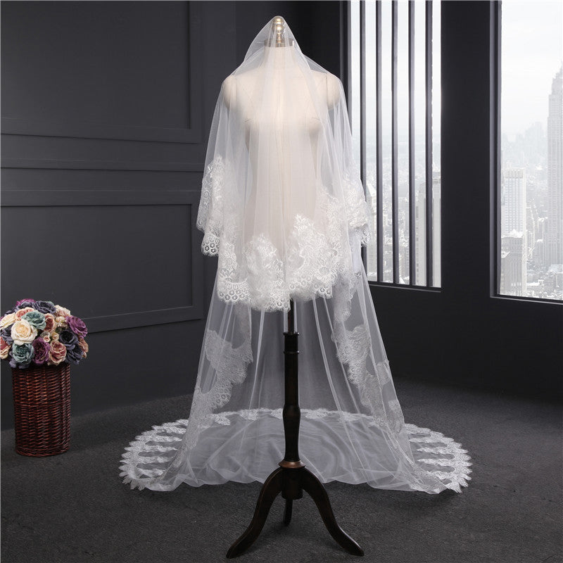 Edge Cathedral Bridal Veils With Applique YAV1081